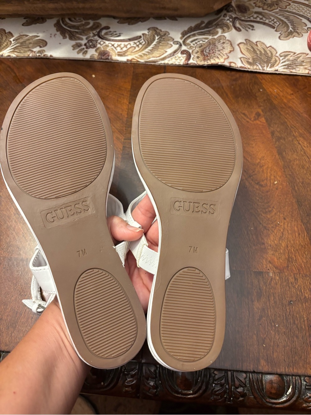 GUESS White Rhinestone Heart T-Strap Sandals - Picture 8 of 10